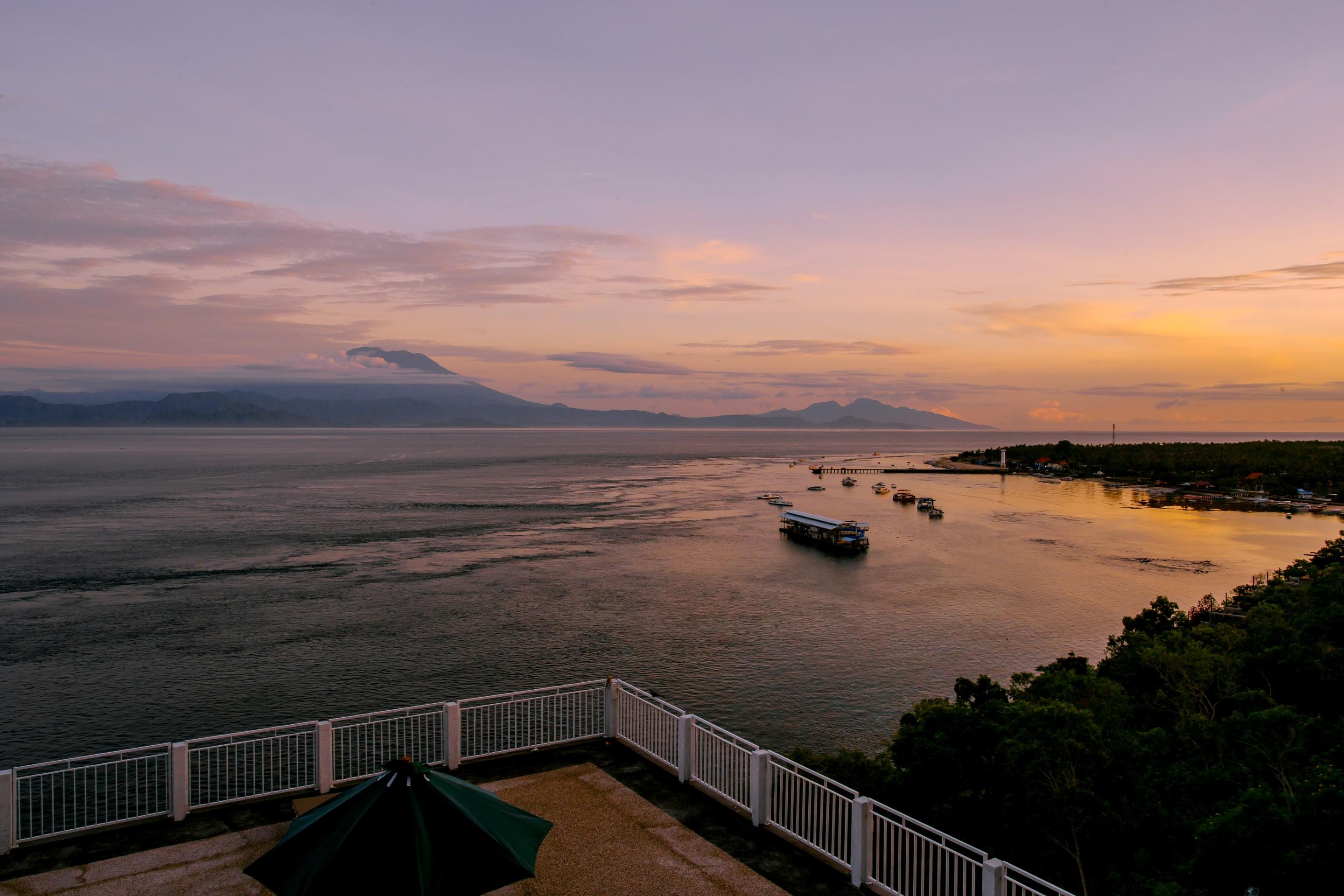 Samuh Sunset Nusa Penida By Pramana Villas Toyapakeh Exterior photo